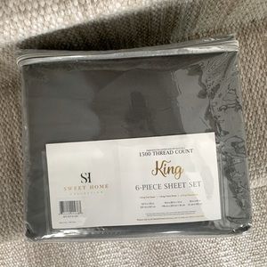 NIB Sweet Home Collection King size sheet set